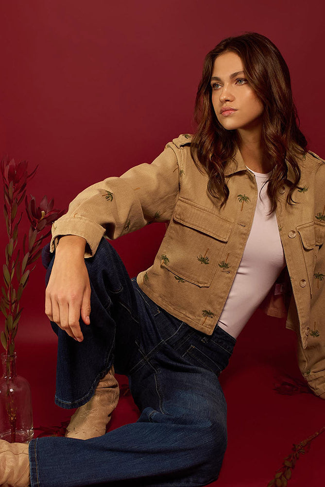 CHAQUETA BORDADO PALMAS