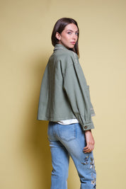 CHAQUETA VERDE BORDADO FLORAL BEIGE