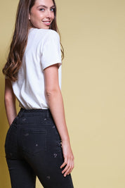 JEANS NEGRO BORDADO FLORAL