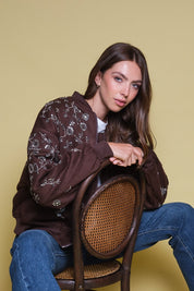 CHAQUETA GAMUZA CAFE PEDRERIA BORDADA