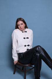 CHAQUETA POLAR CIERRE CUERO