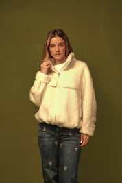 CHAQUETA FAUX FUR OFF WHITE CON BOLSILLOS