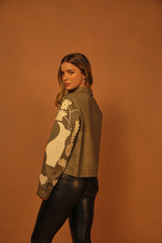 CHAQUETA BORDADO NATURE VERDE