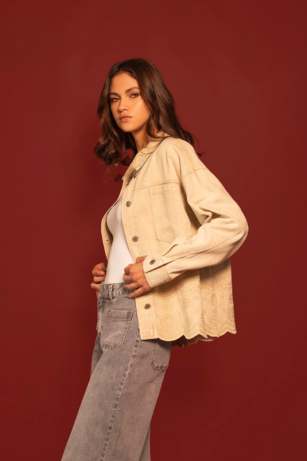 CHAQUETA BORDADO BOHO EN RUEDO