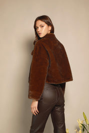CHAQUETA FAUX FUR BOLSILLO CAFE
