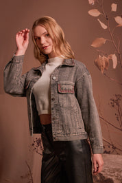 CHAQUETA DENIM GRIS BORDADO COLORES